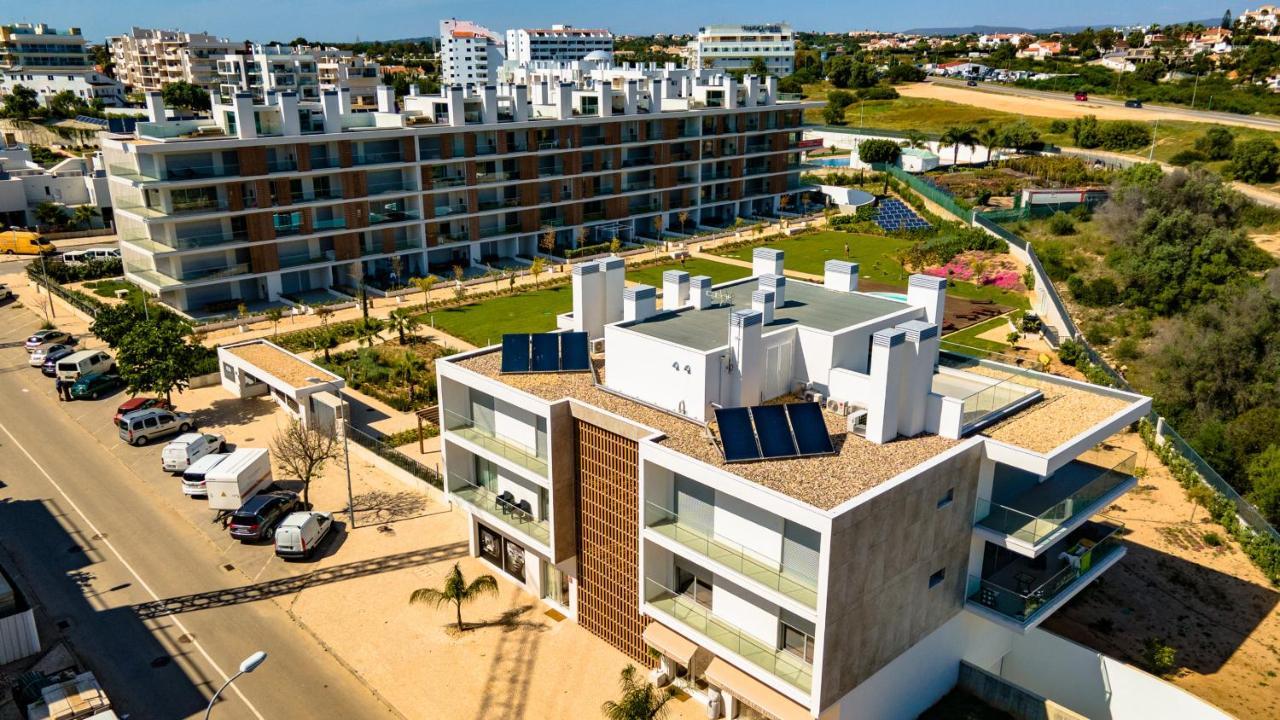 Apartamento Vista Jardim By Portucasa อัลบูเฟรา ภายนอก รูปภาพ